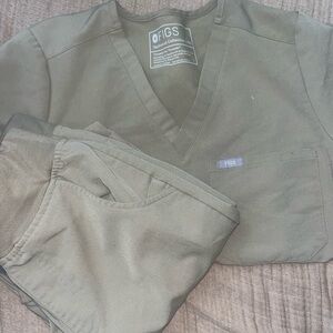 Figs Latte Scrub Set